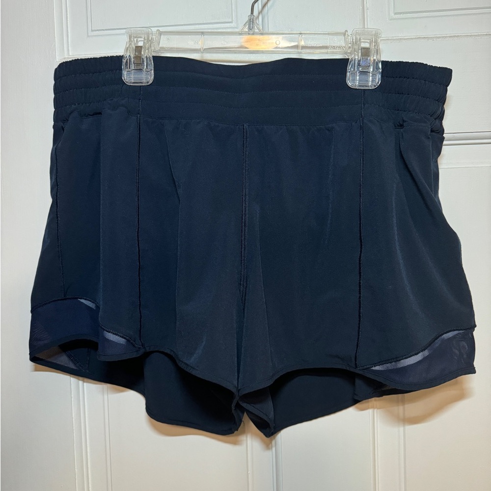 Lululemon Hotty Hot shorts